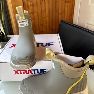 XTRATUF Women's Gray Ankle Boots